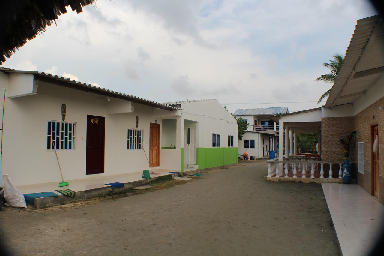 Hotel Cabanas Don Jose Coveñas Exterior foto